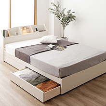 整理整頓がしやすい 日本製 棚・コンセント付き収納ベッド (シングル)