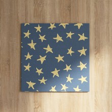 夜空に輝く星たちを優しく描いた 北欧のファブリックパネル