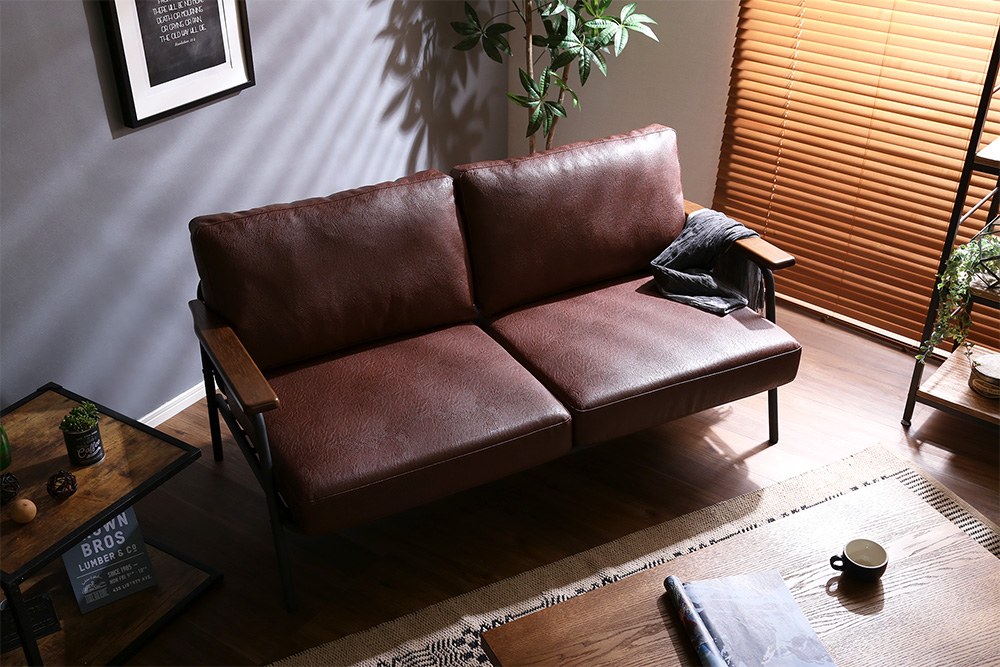 ガレージ置き「男のソファ」はデザイン重視！センス光る男ソファ5選 COVEARTH MAGAZINE