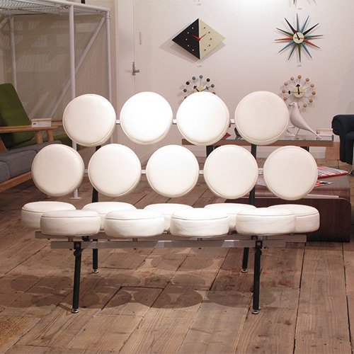 ソファでワンランク上の寛ぎ空間を おすすめデザイナーズソファ5選 Covearth Magazine