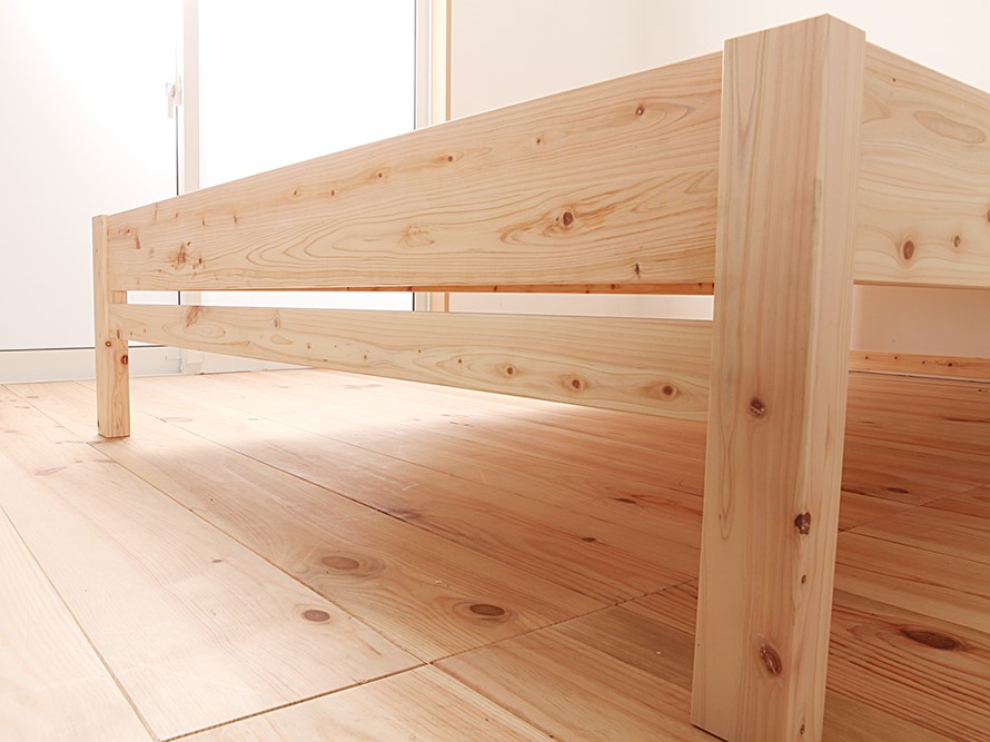 ベッド下も収納スペースに メリット デメリットと収納のポイント Covearth Magazine