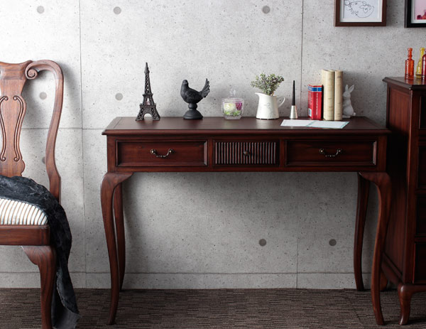 置物でリビングをおしゃれに！飾り方や人気のテイストをご紹介