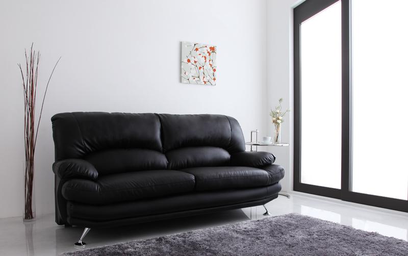 高級感のあるソファでモデルルームのような部屋に♡ソファの