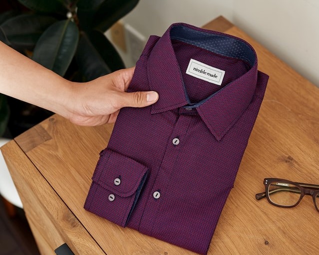 シャツ収納は基本をおさえてシワ知らず たたみ方と保管のコツ Covearth Magazine シャツ収納は基本をおさえてシワ知らず たたみ方と保管のコツ Covearth Magazine