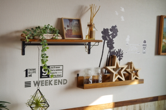 自宅でオシャレに雑貨をディスプレイ♪ポイントと便利アイテムも