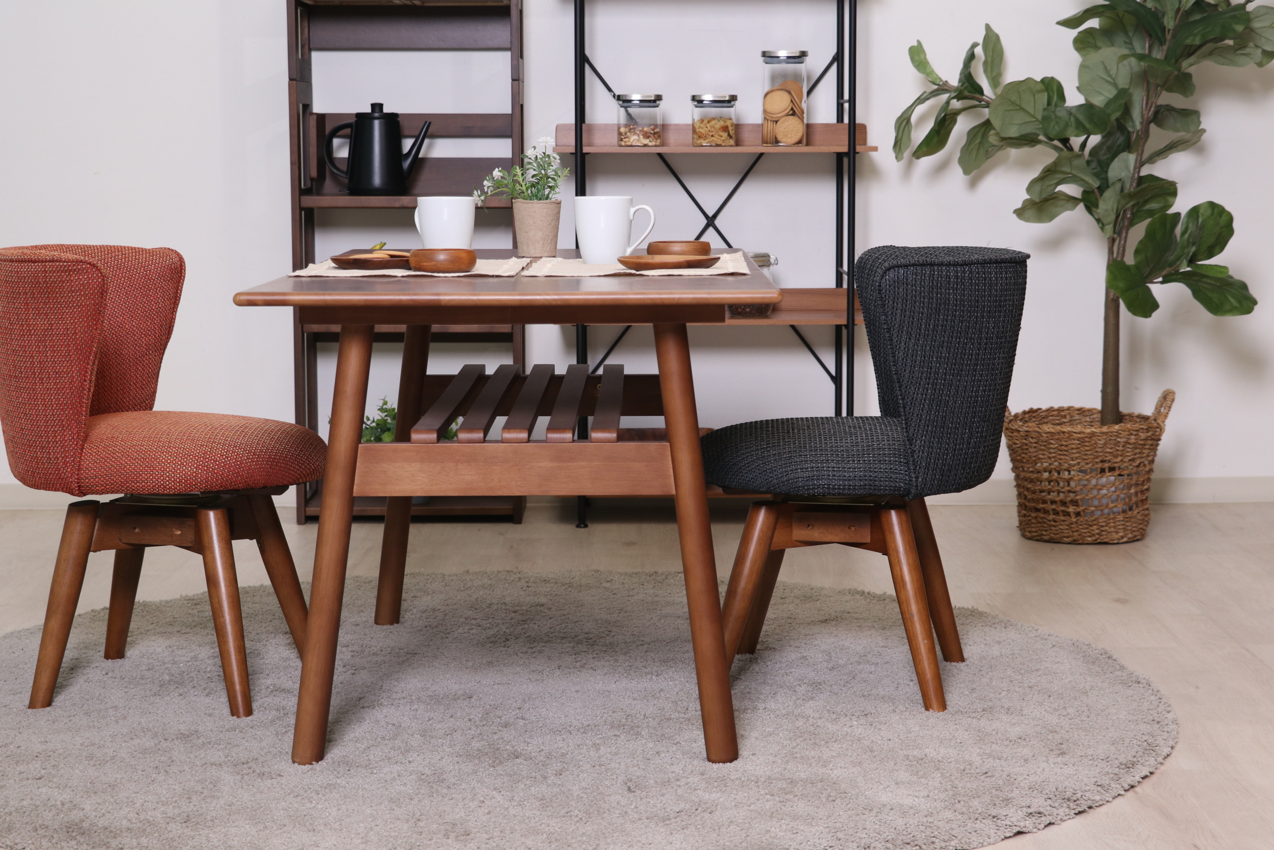 自宅でも楽しめる！カフェ風インテリアのリビングに挑戦しよう