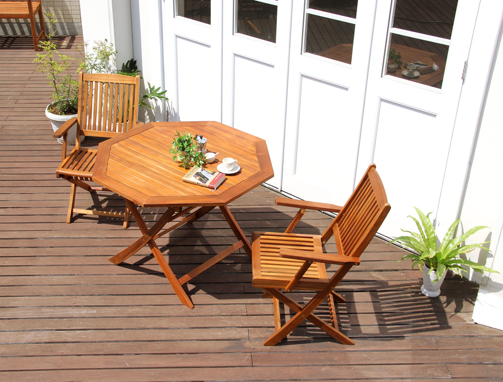 ガーデニング】玄関におしゃれな庭を作って素敵な家を作る方法とは