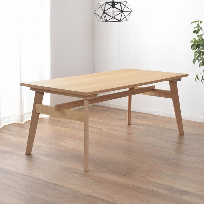 木製のダイニングテーブル】おすすめ10選＆仕上げ別の特徴 | COVEARTH