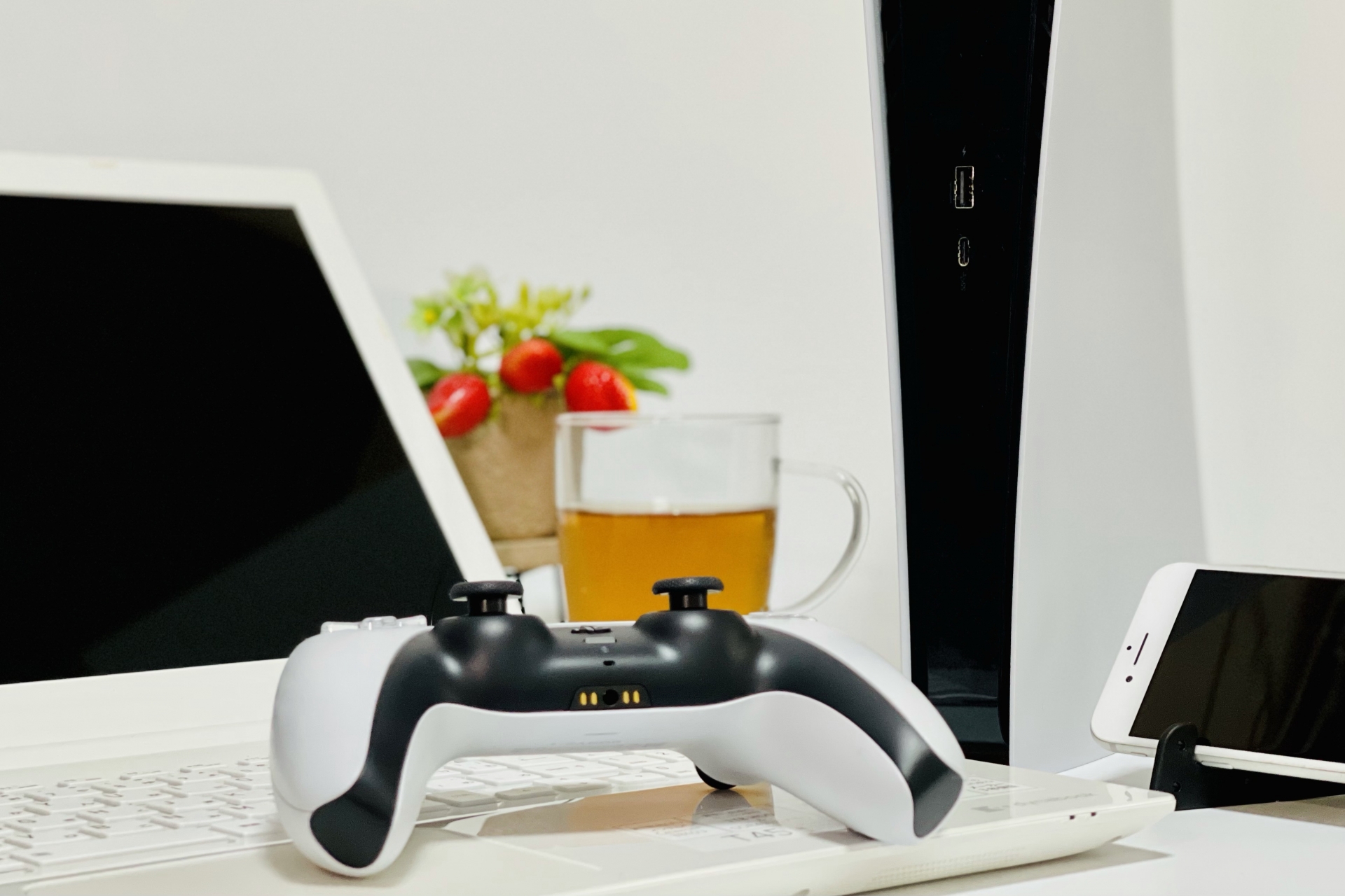 ゲーム機をおしゃれ すっきり収納する方法とコツをたっぷり紹介 Covearth Magazine ゲーム機をおしゃれ すっきり収納する方法とコツをたっぷり紹介 Covearth Magazine