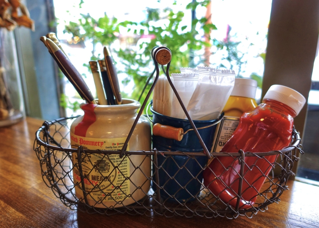 隠せる 引き出し式調味料ラック 50cm 3段 大容量 スパイス ボトル タワー 隠せる 引き出し式調味料ラック 50cm 3段 大容量 スパイス ボトル