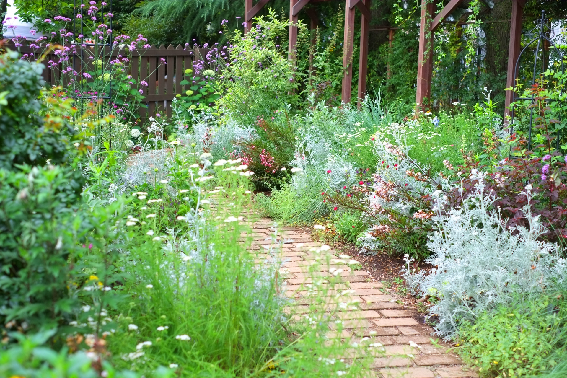 素敵な庭づくりのポイント おすすめのガーデンスタイルを紹介 Covearth Magazine