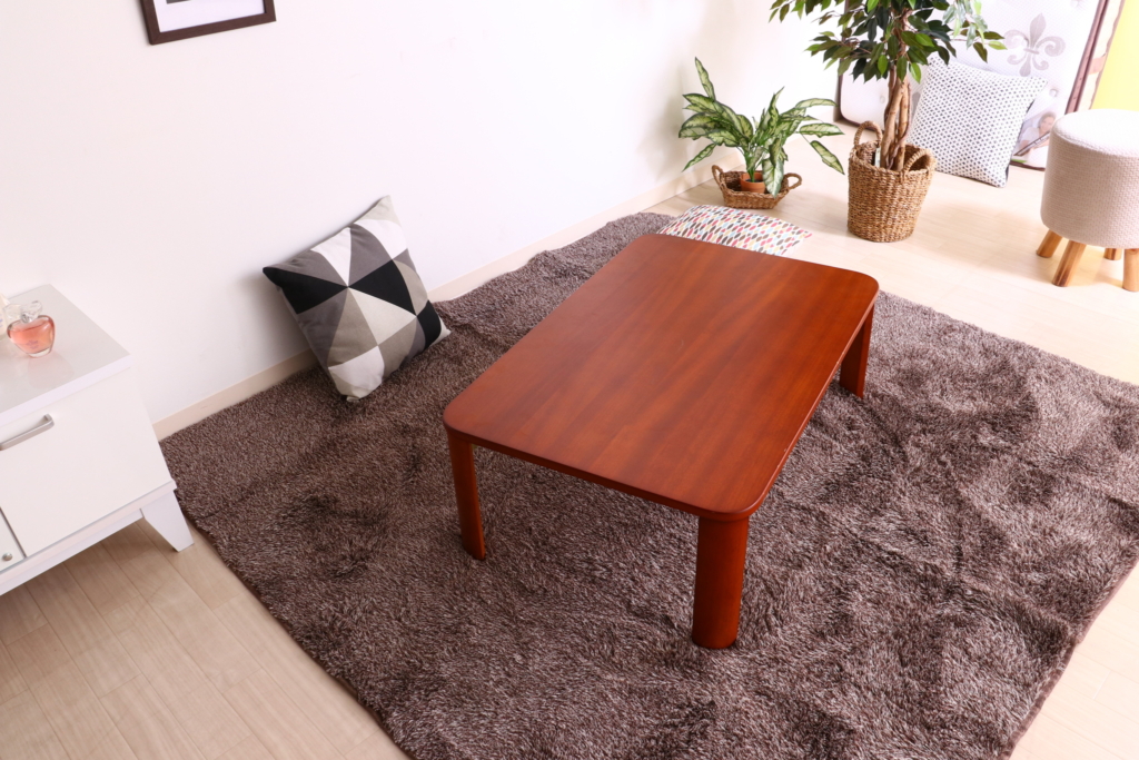 一人暮らしのお部屋に合うローテーブルの選び方・種類について解説