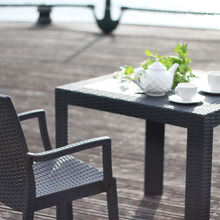 お庭やテラスをおしゃれに彩る テーブル ブラック 幅80cm