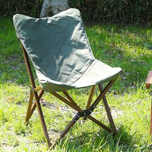 持ち運びのしやすい軽量仕様で、便利な折りたたみ式 リラックスチェア