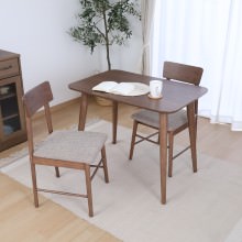 落ち着いた空間を演出する ダイニングテーブル 90×60cm (ブラウン)