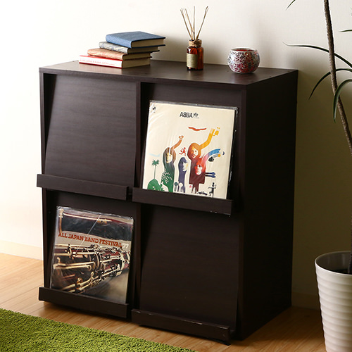 高級感のある上質で落ち着いた仕上がり ディスプレイラックの詳細