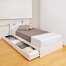 寝室に贅沢を ホテル品質 棚・コンセント付収納ベッド ホワイト (シングル)