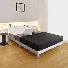 上質な空間を演出する高品質が特徴 棚付すのこベッド ホワイト (シングル)