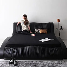 クイーンサイズ・モダンデザイン高級レザーデザイナーズベッド・ブラック 8-5 流線型の美しさ モダンデザイン・高級レザー・デザイナーズ