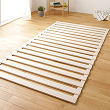 寝具の湿気対策に 天然木ロール式すのこベッド (シングル)