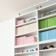 薄型で圧迫感を与えない 壁面大収納ラック 上置き単品 幅90cm