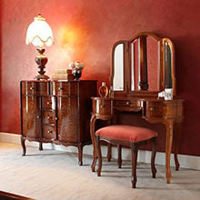 伝統の技が息づくイタリア様式の家具をご自宅に 猫脚象嵌ドレッサー&スツール