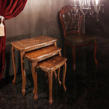 伝統の技が息づくイタリア様式の家具をご自宅に 猫脚象嵌ネストテーブル