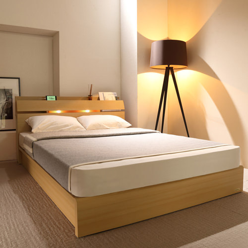 使いやすい多機能 フランスベッド製 照明・棚付きベッド (セミダブル)