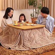 輪になって囲める大判の円形こたつテーブル だんらんの中心になる 家族で囲める大きめ円形こたつ こたつ2点