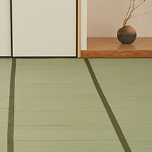 [261×352] さらりとした肌触り 洗えるい草風カーペット 江戸間6畳