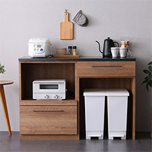 移動が簡単なキャスター付きで様々な場所で大活躍 バタフライキッチン