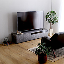 市松模様のデザインが美しい 国産完成品木目調モダンデザインテレビ