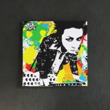 [30×30] ポップな背景に描かれたロックスター hideのファブリックパネル