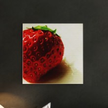 お部屋に可愛らしく華やかなアクセントを加える イチゴのファブリックパネル