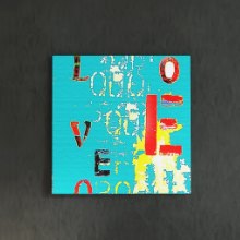 アートな雰囲気を1枚で演出できる LOVEモチーフ/タイポグラフのアートパネル