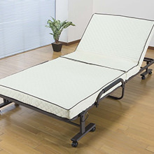 ワンルームや子供部屋に便利な コンパクト折りたたみベッド (シングル)