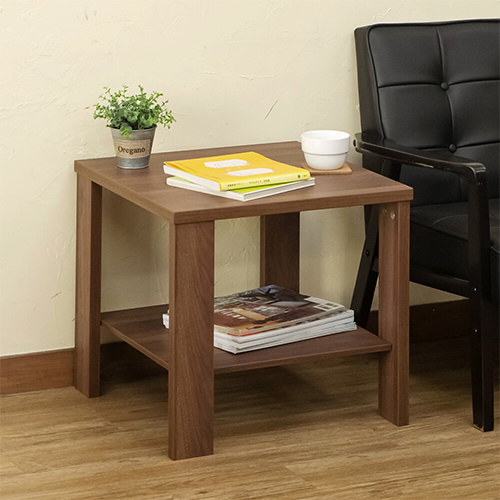 手頃なサイズかつシンプルな正方形デザイン サイドテーブル 50×50cm