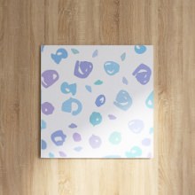 清涼感のある色合いでお部屋に爽やかなアクセント 北欧のウォールデコ