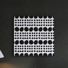 おしゃれなモノトーンアートの ドット柄のファブリックボード