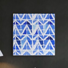 ステンドグラスのような美しい 幾何学模様の壁掛けアート