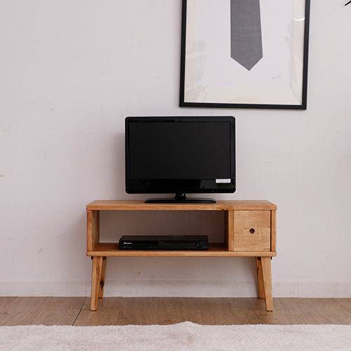 ローテーブルにもなる北欧風のシンプルデザイン テレビボード小