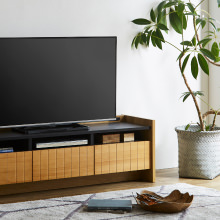 前板のデザインがアクセント 国産テレビボード 幅120cm ナチュラル