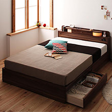 豊富な機能で快適な寝室 照明・コンセント付き収納ベッド(セミダブル)