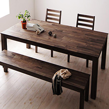 おしゃれなカフェ空間を演出する 総無垢材ダイニング テーブル