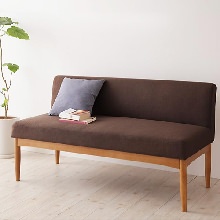 温かみ溢れるナチュラル空間 コンパクトリビングダイニング バックレストソファ