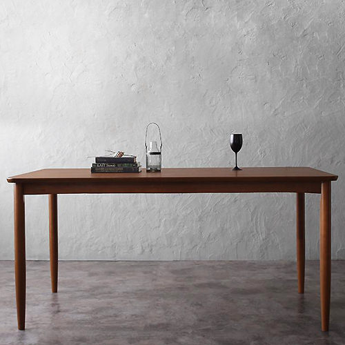 趣のある佇まい アンティーク調ウィンザーチェアダイニング テーブルの