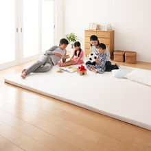簡単ステップでソファにもなる 3サイズから選べる家族で寝られるマットレス