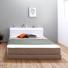 嬉しい安心設計 親子で寝られる棚・コンセント付レザー連結ベッド (シングル)