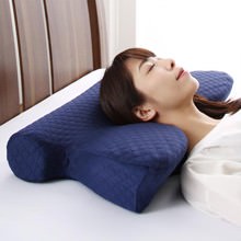 すっきりとした気分で目覚める 睡眠の質を向上させるいびき軽減枕 本体
