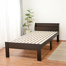 リボンレリーフが可愛らしいロマンティックな 柵付ベッド (ホワイト)の